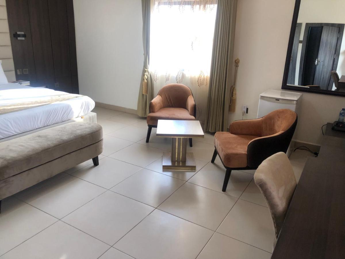 Roban Hotels Limited Enugu Exterior foto