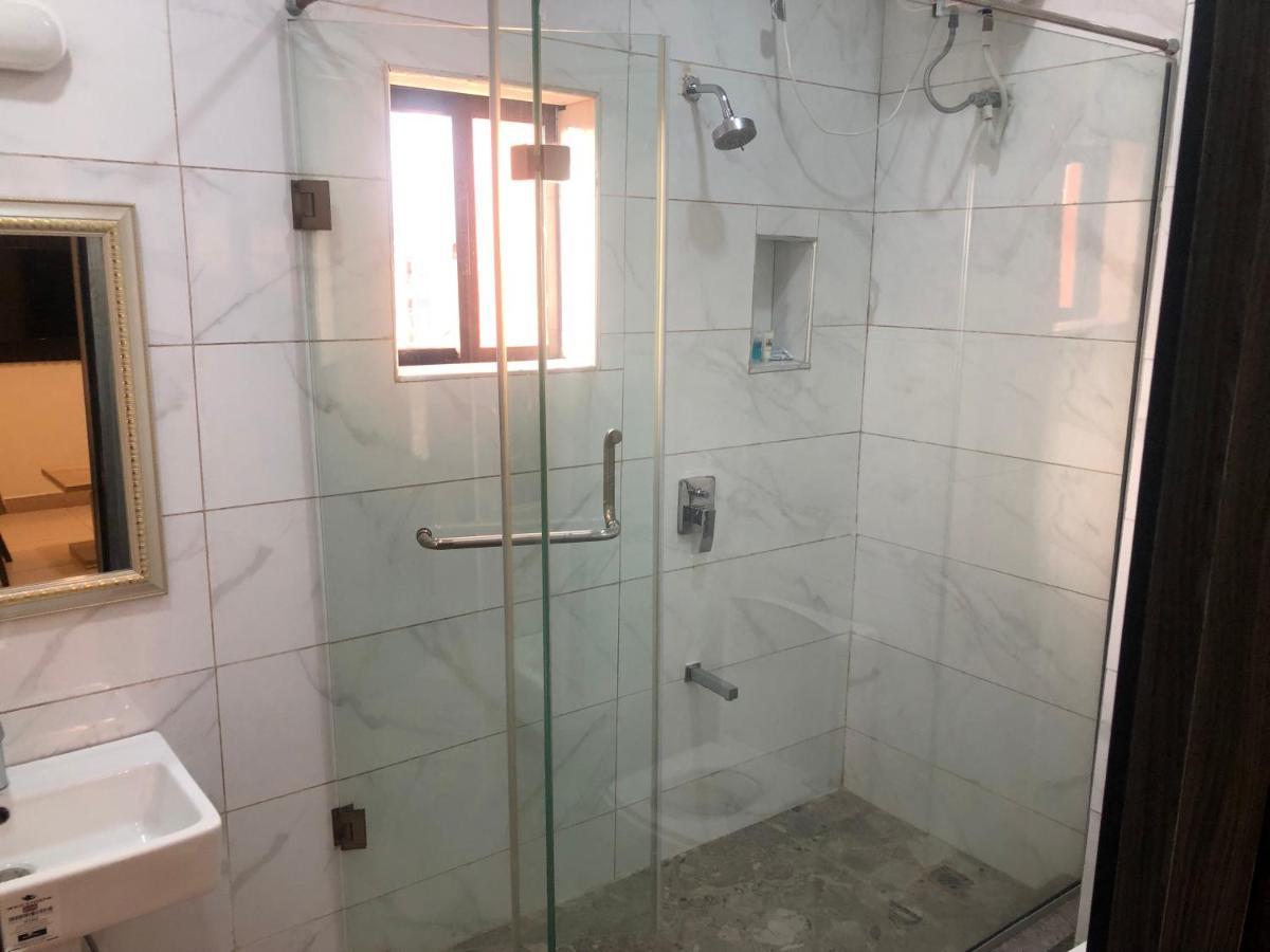 Roban Hotels Limited Enugu Exterior foto