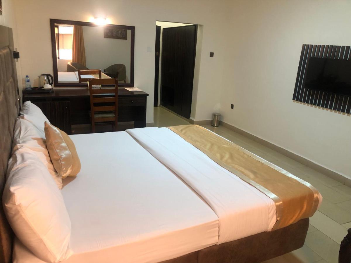 Roban Hotels Limited Enugu Exterior foto