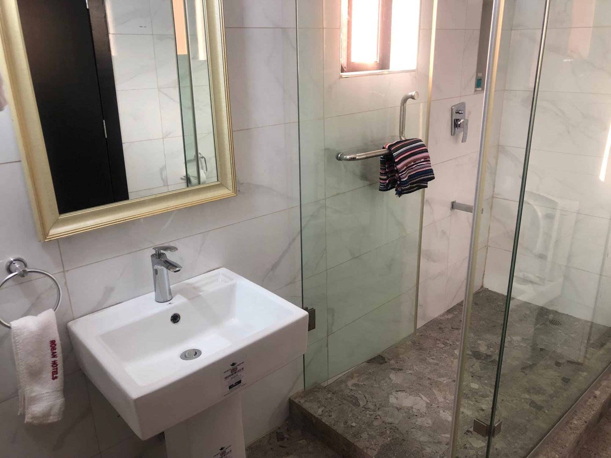 Roban Hotels Limited Enugu Exterior foto